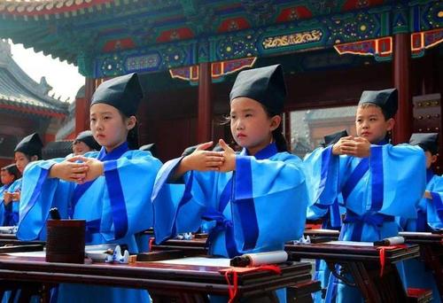 孩子背书背得最快的方法,孩子背书快速可是慢背却背不下来