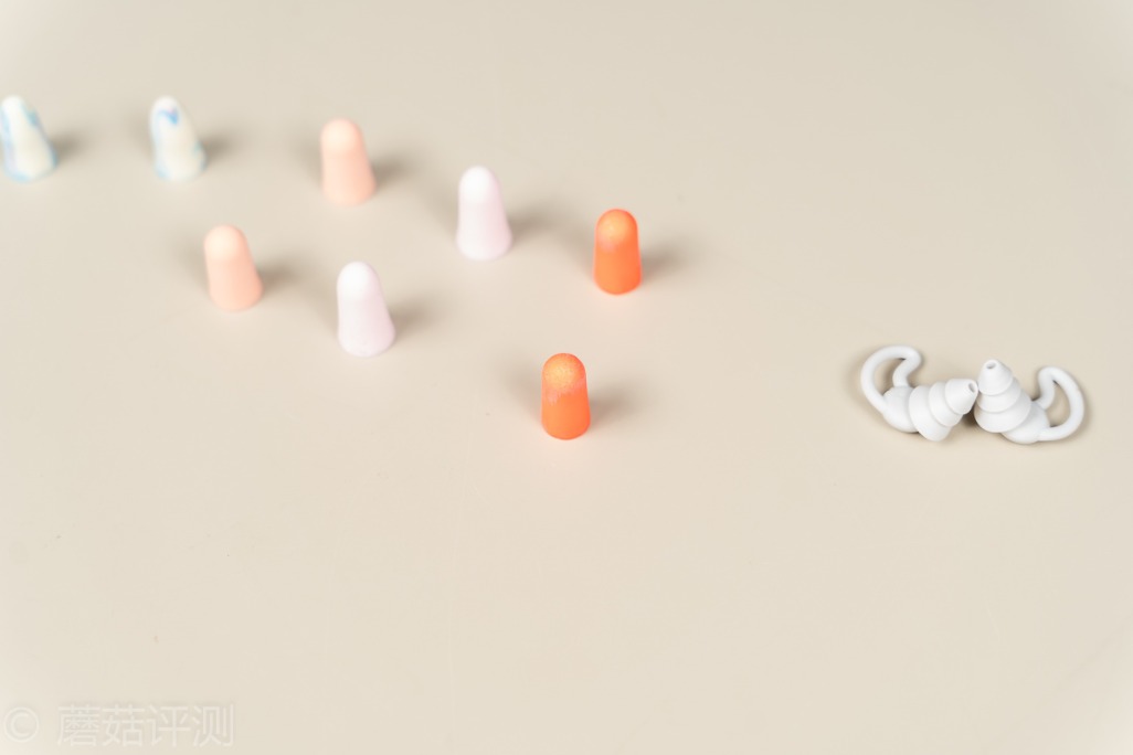 最好的降噪耳塞推荐,体验感最好的头戴降噪耳机