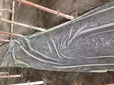 衬砌混凝土终凝多久后洒水养护,终凝前养护和终凝后养护