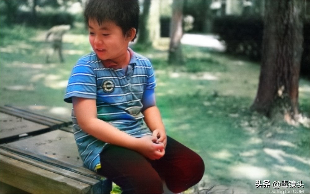 把黑白底片转成彩色照片的方法,底片黑白照片如何修成彩色照片