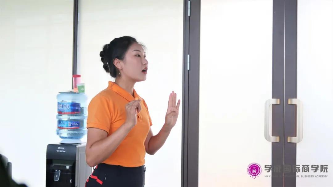 学威成都校区高尔夫团建暨乾多多体验基地挂牌仪式圆满结束