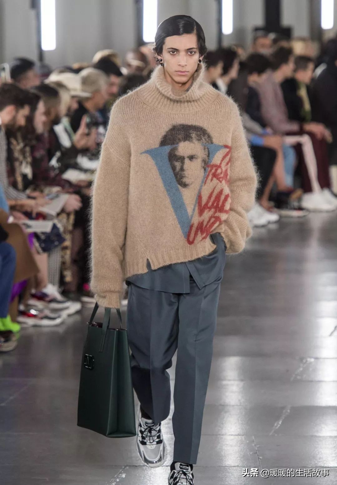 今年秋冬流行衣服男装,2019年冷天流行什么男装