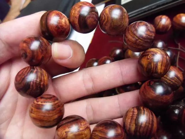 男人值得佩戴的文玩,文玩男士必备四大配饰