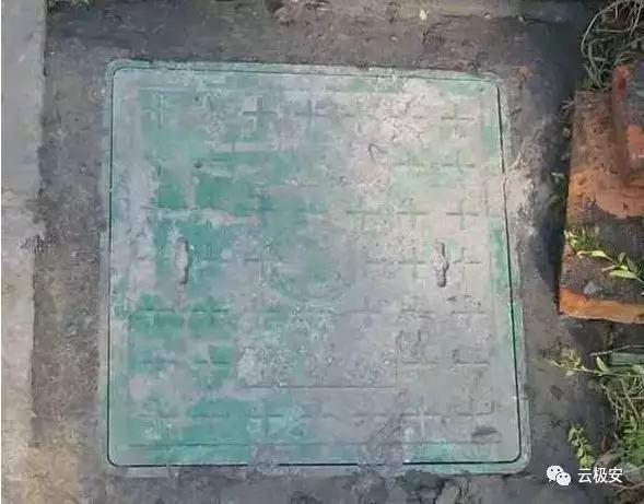 监控杆安装与预埋线,监控立杆基础配管