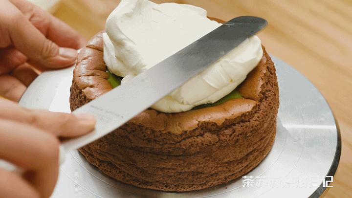 戚风失败了别慌！多做一步秒变ins网红，好吃到勺都舔了