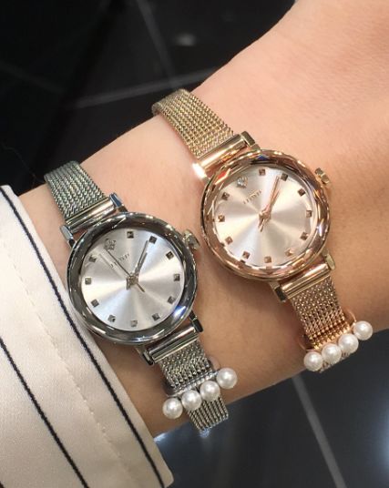 去年买了块表超耐磨,我买了个表挺耐磨的什么意思