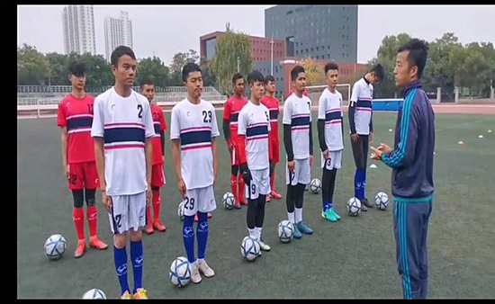 瑗垮寳甯堣寖澶у瓒崇悆澶哄啝,瑗垮寳甯堣寖澶у鏍″弸钂嬪己