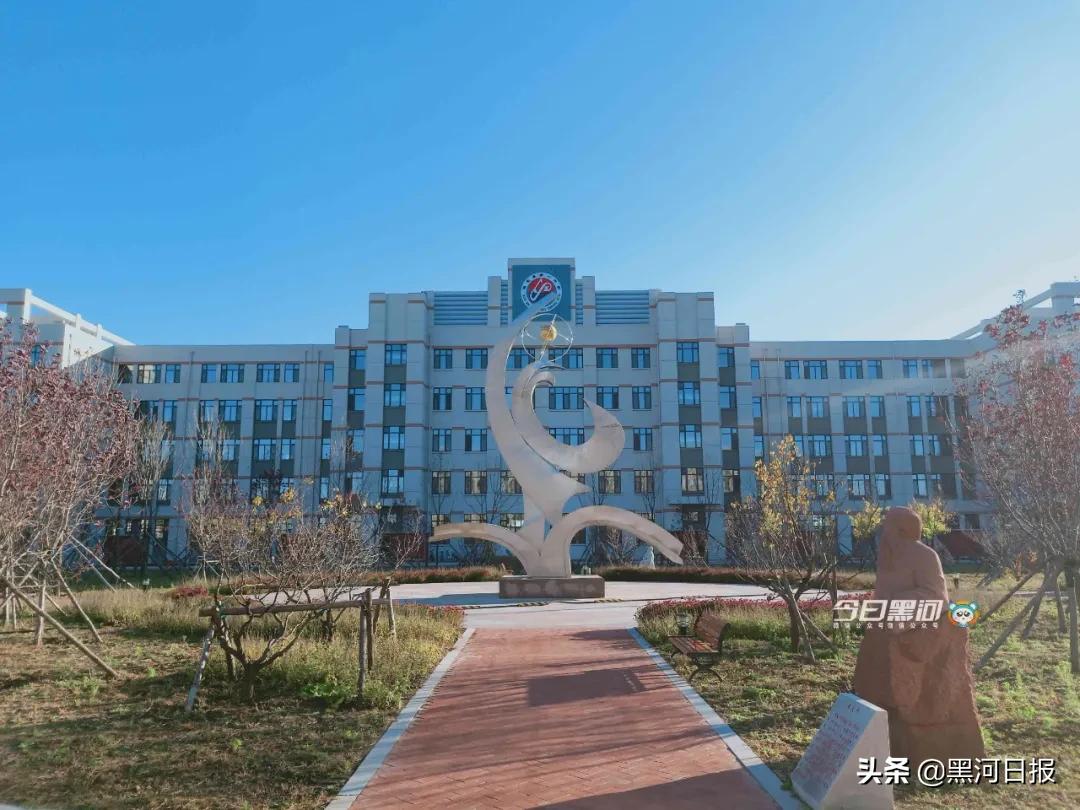 逊克第一中学,逊克县第一中学2002