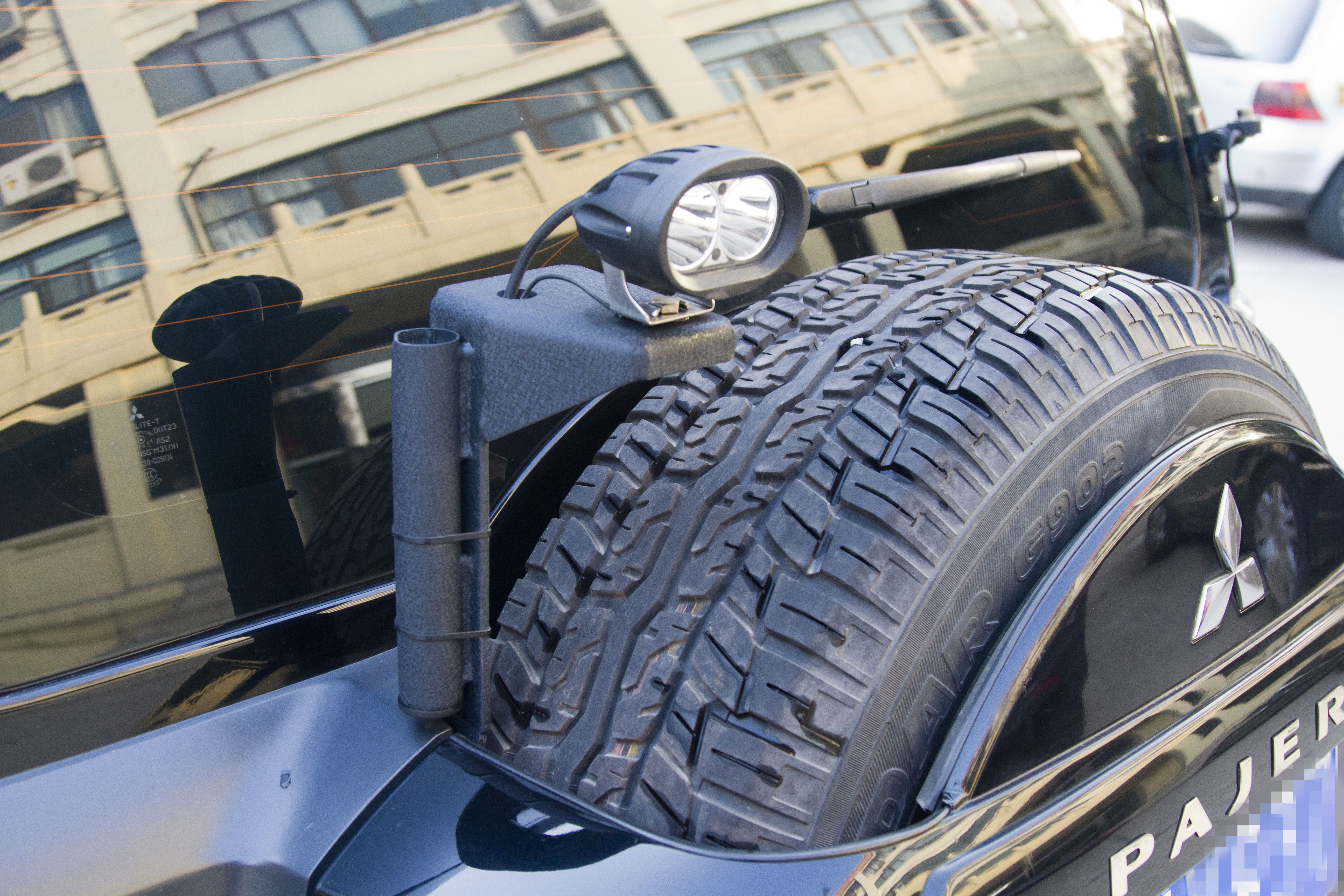 帕杰罗20万左右,19年三菱帕杰罗手动挡20万左右