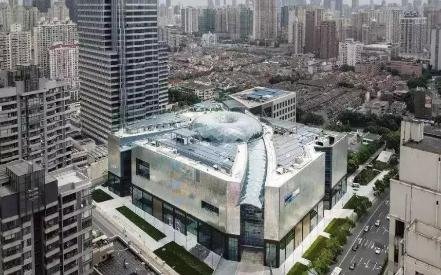 购物中心吸引人的特色,最有特色的购物中心大厅