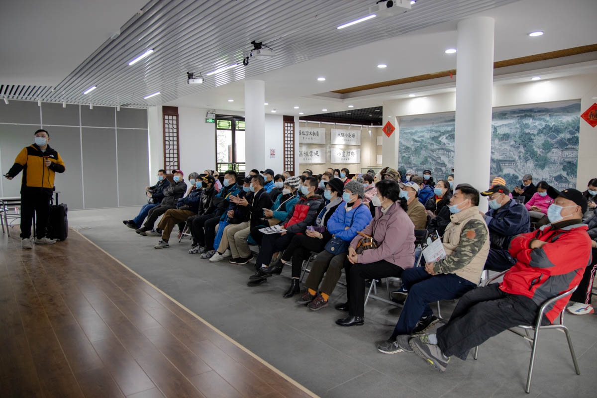 閲戣壊鐩涘勾鎽勫奖姣旇禌,閲戣壊鐩涘勾