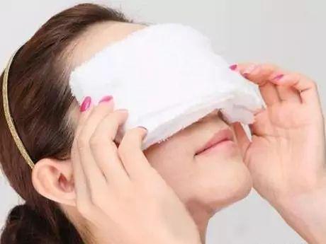 去眼部脂肪粒的最好方法,祛眼部脂肪粒最有效的方法