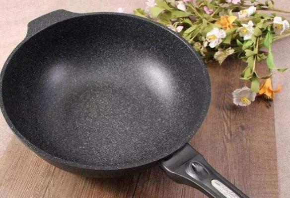 大厨教你铁锅不粘锅,大厨铁锅推荐好吃不粘锅