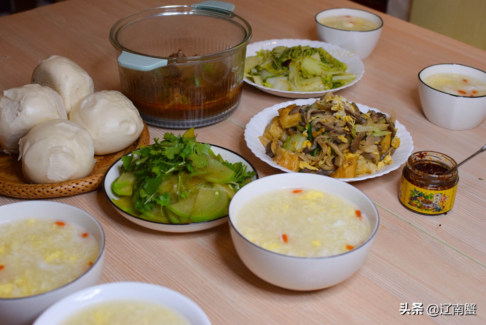 学生荤素搭配晚餐,学生晚饭什么好吃又简单