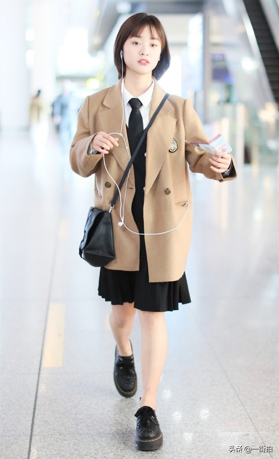 小个子五五分身材穿搭技巧,小个子这样搭配时髦又显高
