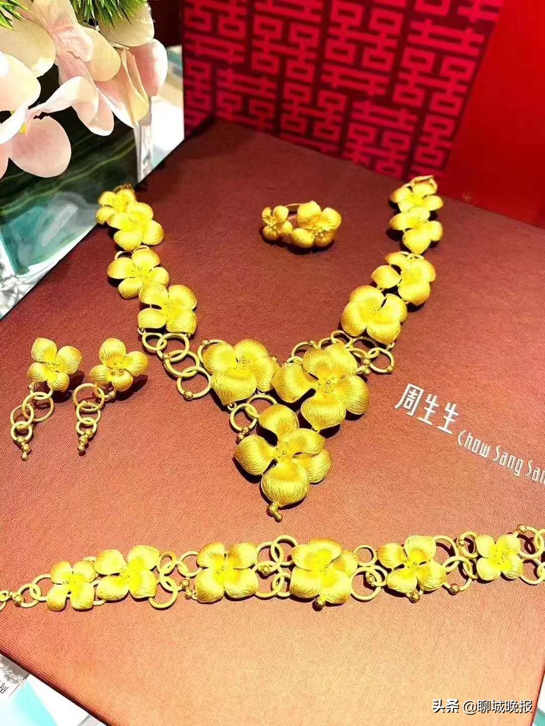 浠ョ埍涔嬪悕鐝犲疂,浠ョ埍涔嬪悕鐝犲疂闂ㄧエ