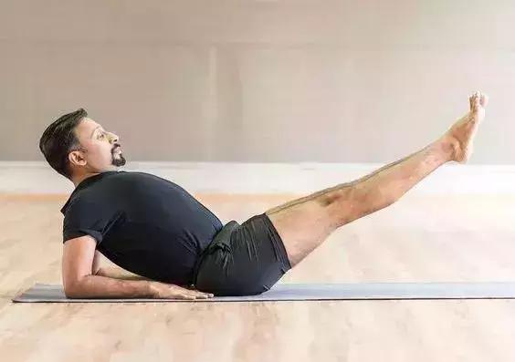 最快收腹的方法,最有效果的收腹动作