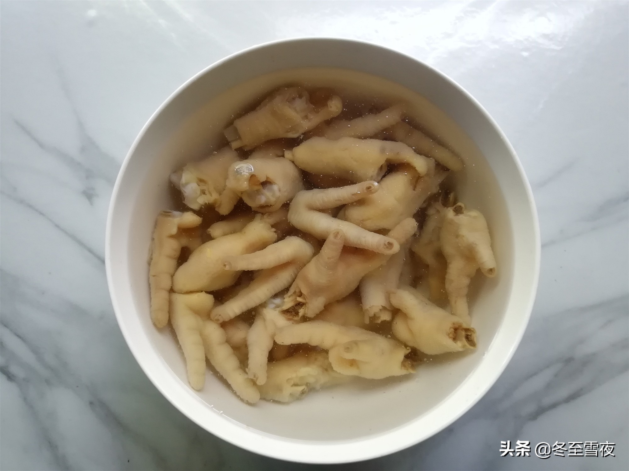 泡椒凤爪的简单做法教程,泡椒凤爪怎么做简单好吃