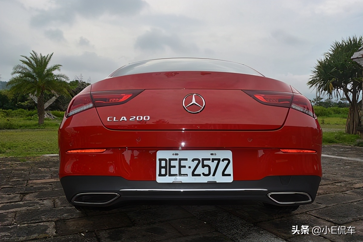 奔驰cla200动感和时尚的区别,新款奔驰cla200试驾视频