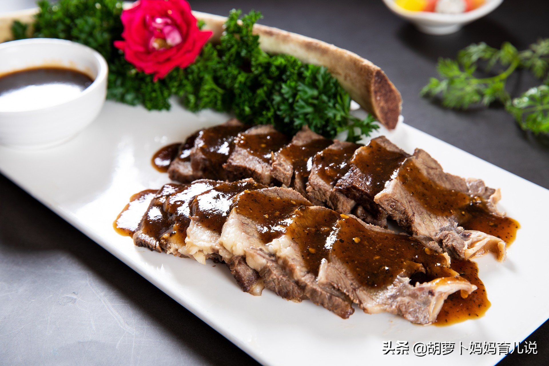 14岁女孩身高170cm，家长常给孩子吃这两种食物，是天然的增高剂