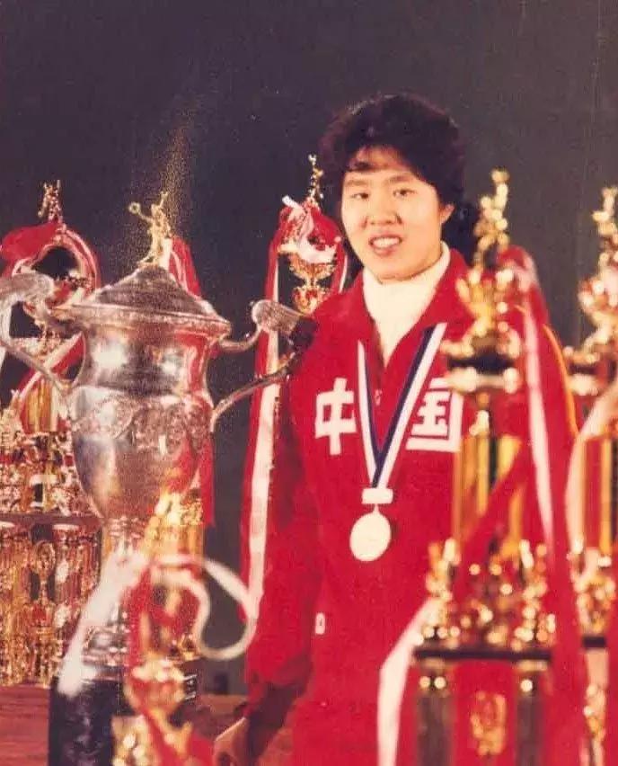 中国女排世界杯十一连胜卫冕赛事,中国女排卫冕世界杯十连胜张常宁