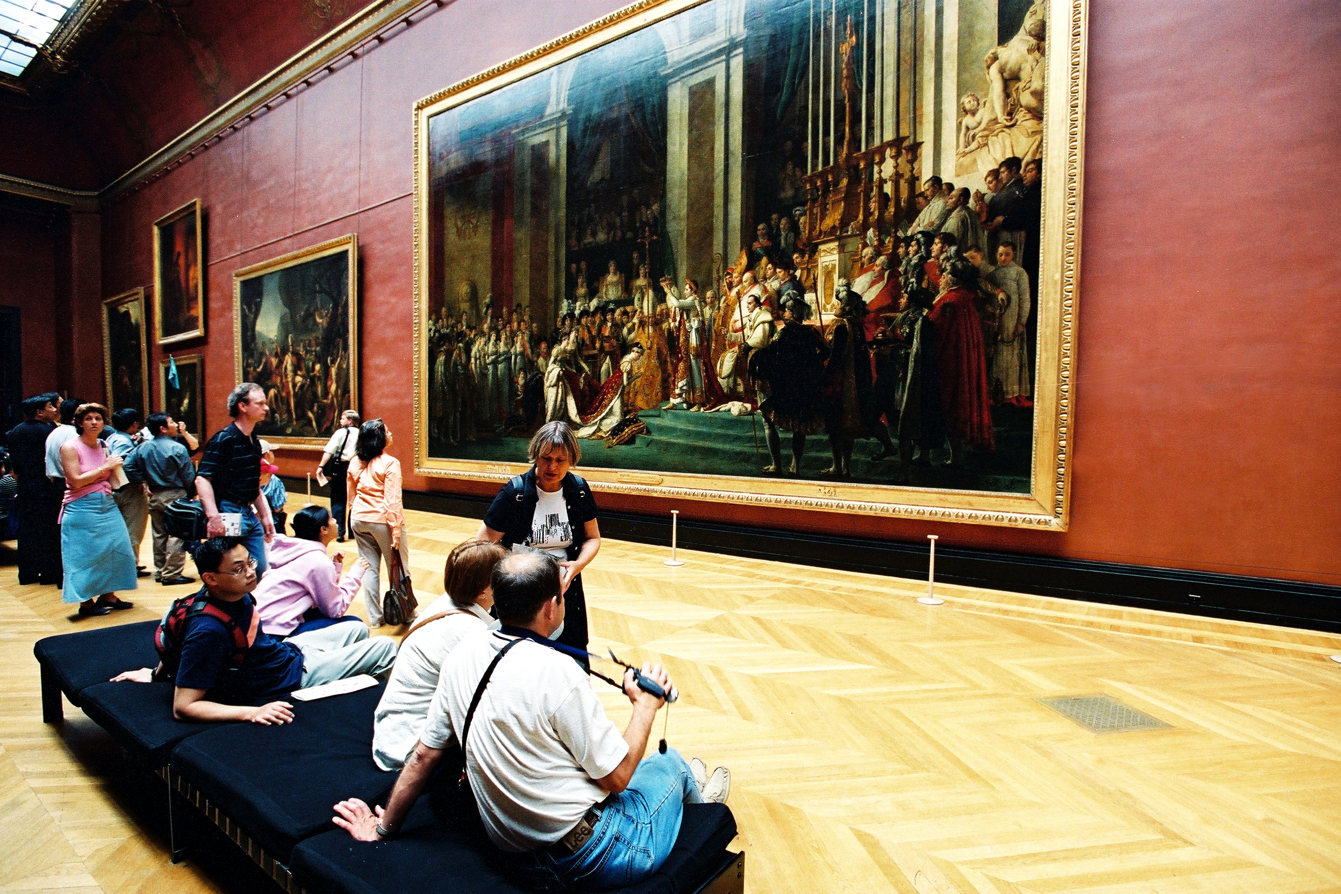 走进世界最大博物馆卢浮宫,世界四大博物馆之卢浮宫