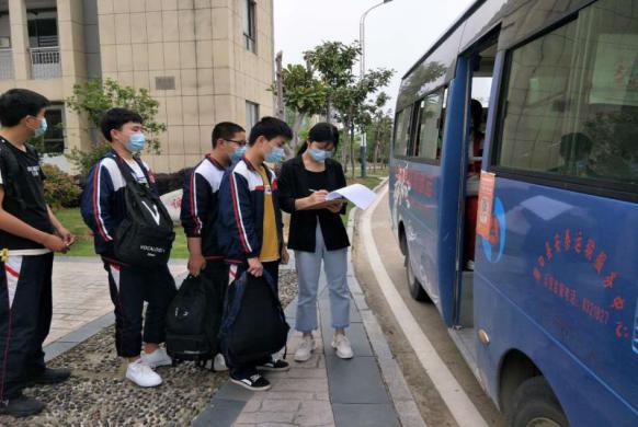 梅楚安工人文化宫讲党课,梅楚安活动