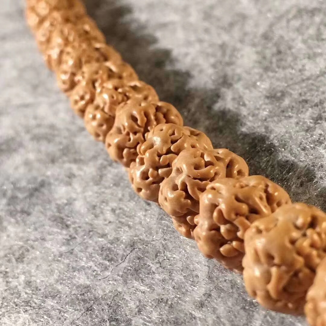 如何挑选一串好小金刚,如何挑选小金刚菩提手串