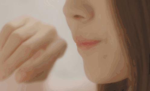 嘴唇有黑痣一定肠道息肉吗,嘴唇上长黑斑与肠息肉