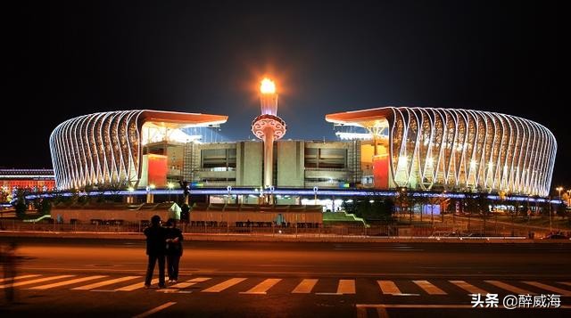 恒大球场建造视频,恒大球场美如画