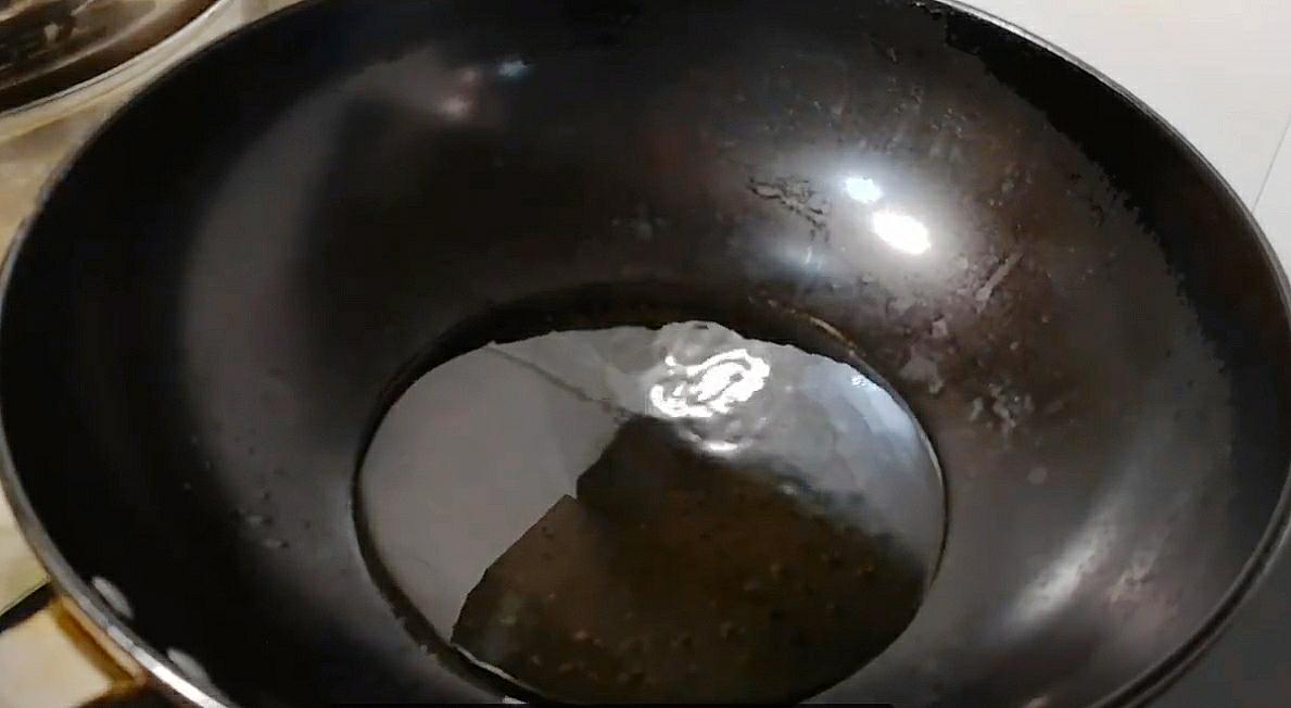 油炸金蝉去头吗,油炸金蝉炸几分钟