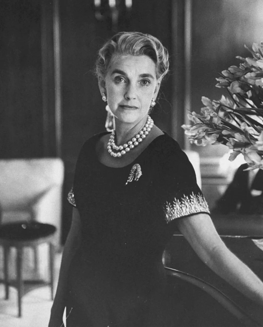 身家上亿的她，做了一辈子“公主梦”，最后人财两空