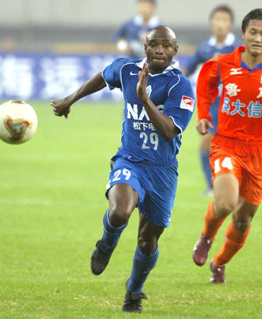 2013中超联赛青岛战绩,2011年中超联赛第四轮比分回顾