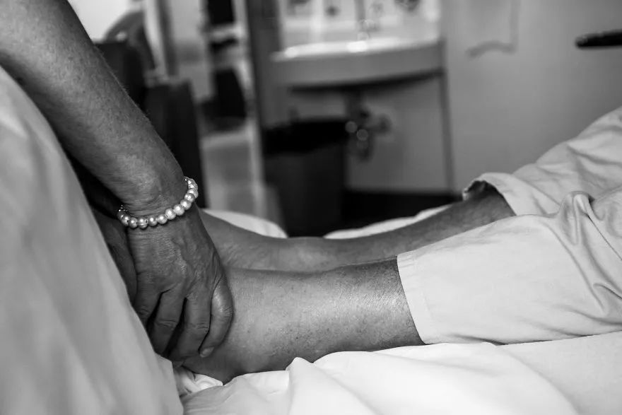 患癌父亲死亡真实案例,父亲患癌症离世也不知道真相