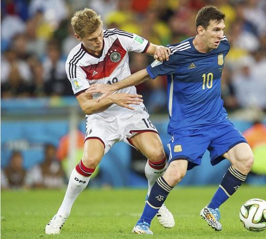 深度：天才中场的前进之路，谈起克罗斯，你想到了什么？