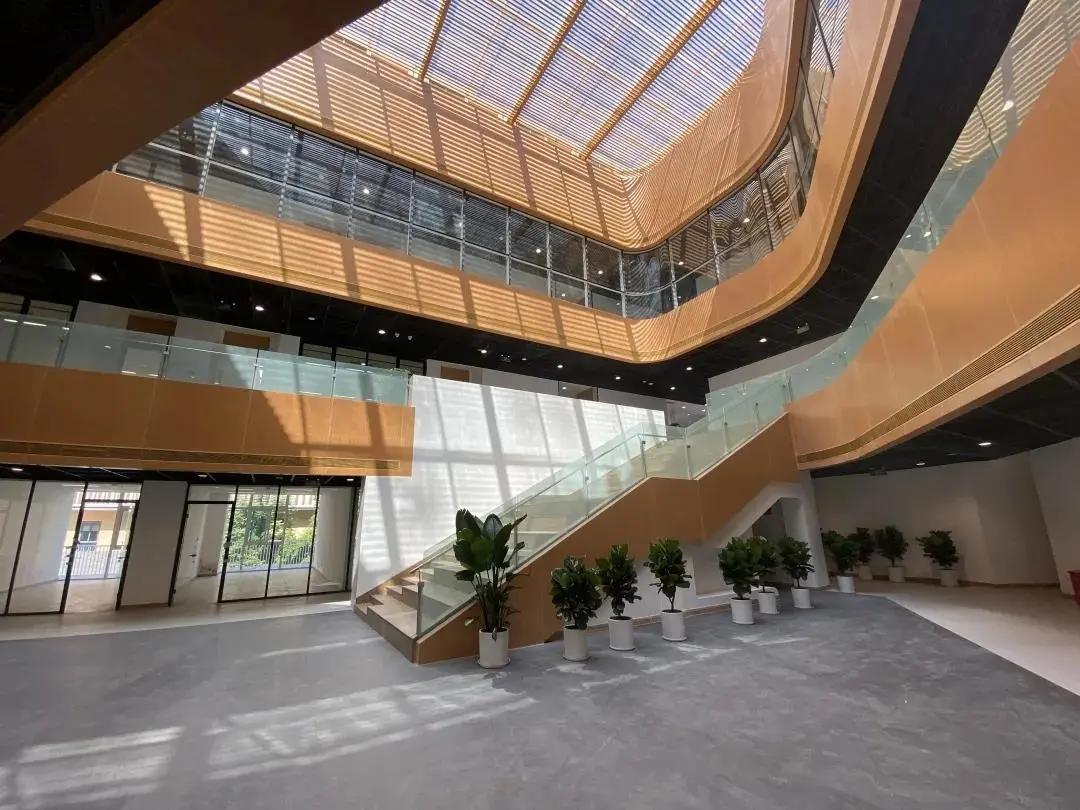 颜值冲锋，实力断后！一大批新学校曝光，太“刷脸”了