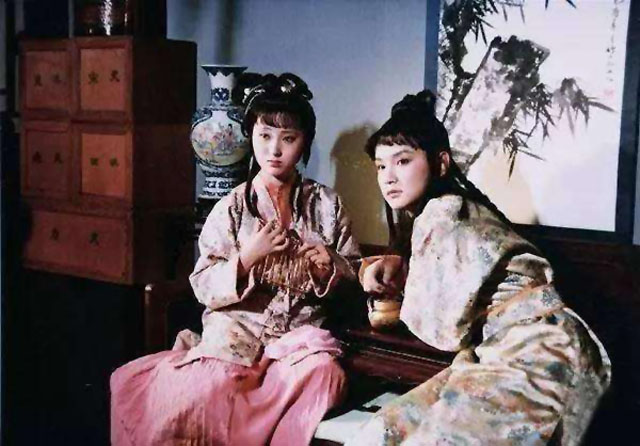 贾宝玉说宝钗像杨贵妃片段,宝玉说黛玉的丫头黛玉为什么生气