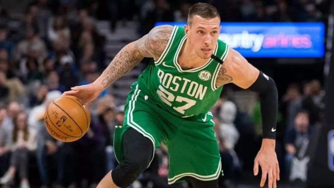 假如迈克尔乔丹在湖人,如果乔丹来到现役联盟会怎么样