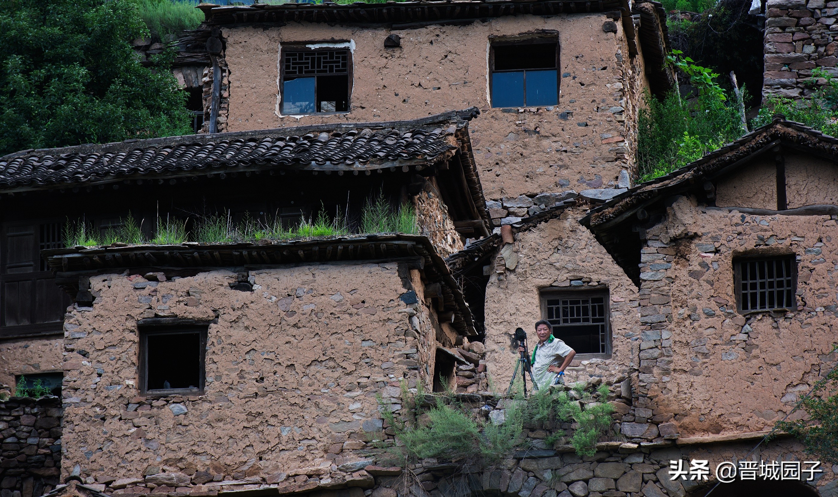 大汖古村深山里的布达拉宫,大汖村太行山深处的布达拉宫