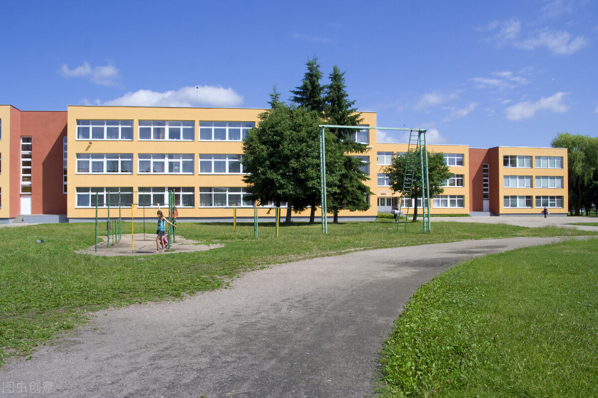 深圳报4个民办学校哪个会录取,深圳报民办学校还能报公办学校吗