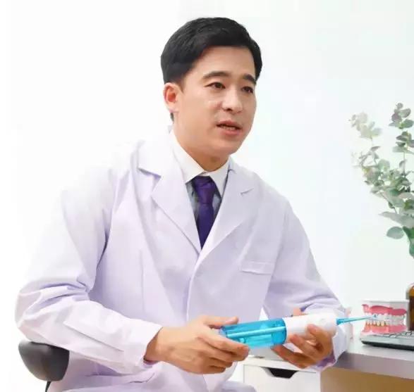 年轻人想要拒绝口臭，就该从饭后b-box开始练起