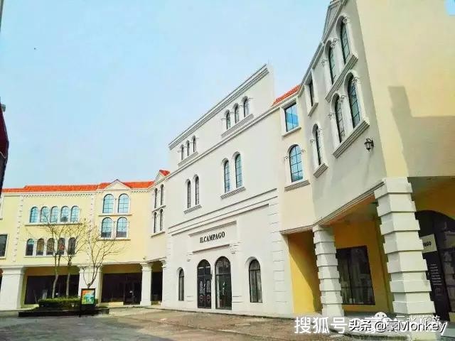 三水新昌奥特莱斯,新昌奥特莱斯是佛罗小镇吗