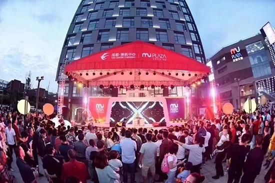 赛场上“血拼”,赛场外双流这些地方等你来shopping……