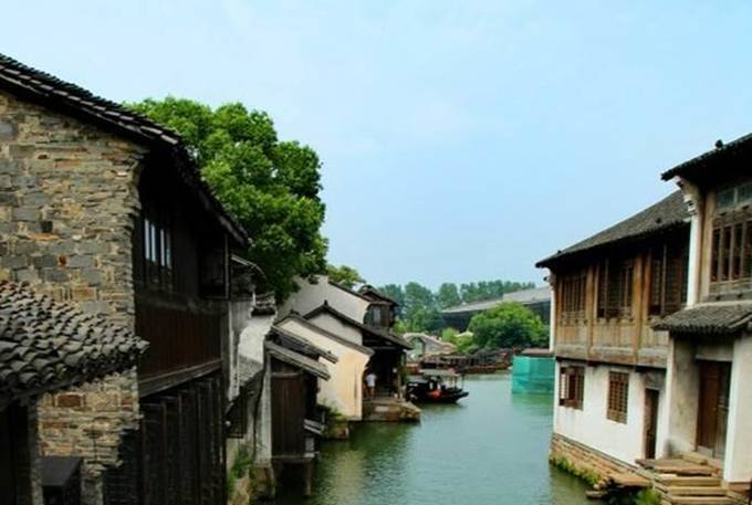 在乌镇寻得一处优雅,在乌镇置身于一段古老的岁月