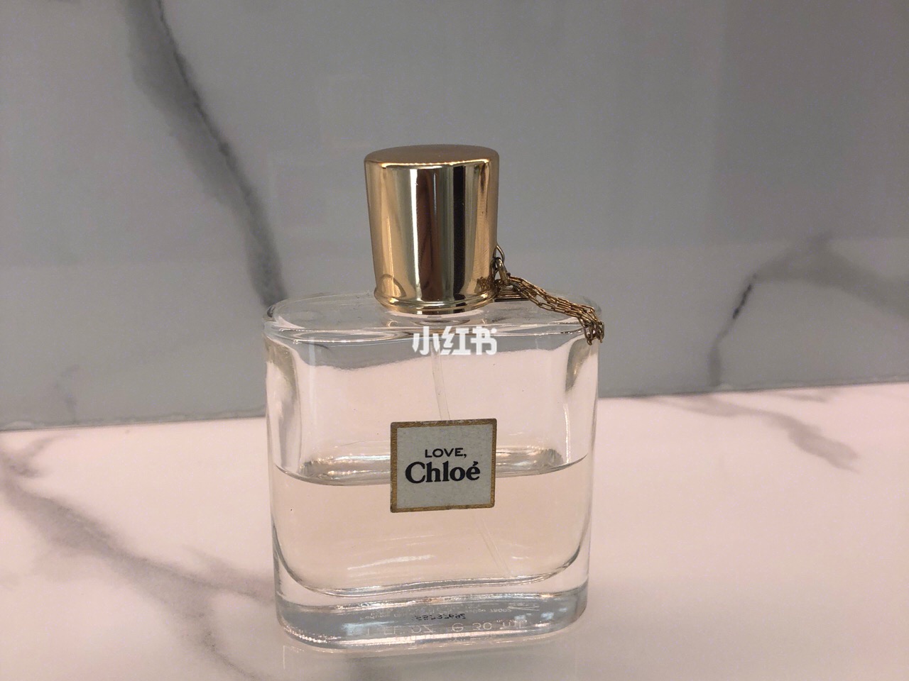 给女生买哪种香水最好,适合男人的香水味道推荐