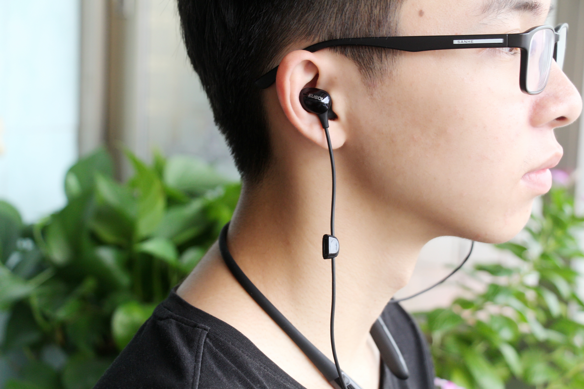 到底什么耳机又便宜又好用,到底哪种耳机适合玩游戏