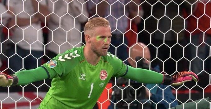 斯特林造点前球场内有2球,斯特林失误盘点