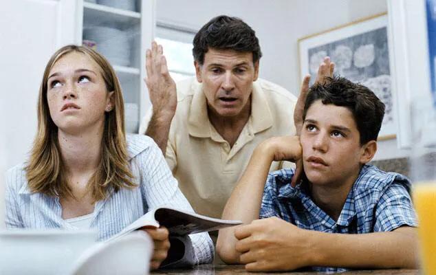 孩子不愿意和你沟通是什么心态,就是不愿意理你不知道咋回事