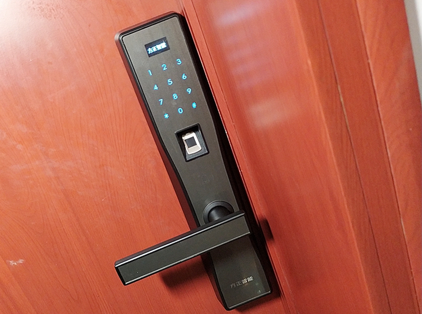 方正老款智能锁指纹锁,振兴安防智能锁好吗