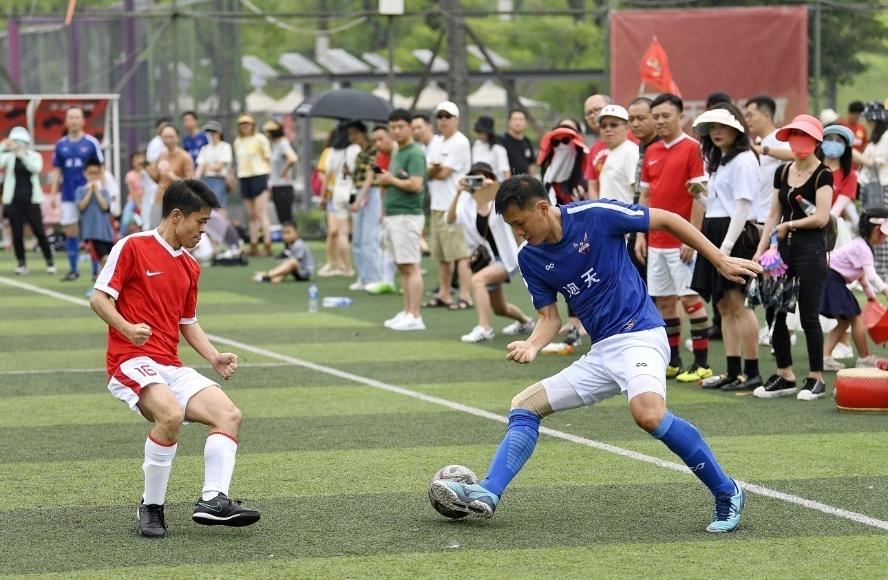 泡桐树小学天府校区家长足球赛,泡桐树小学都江堰校区篮球比赛